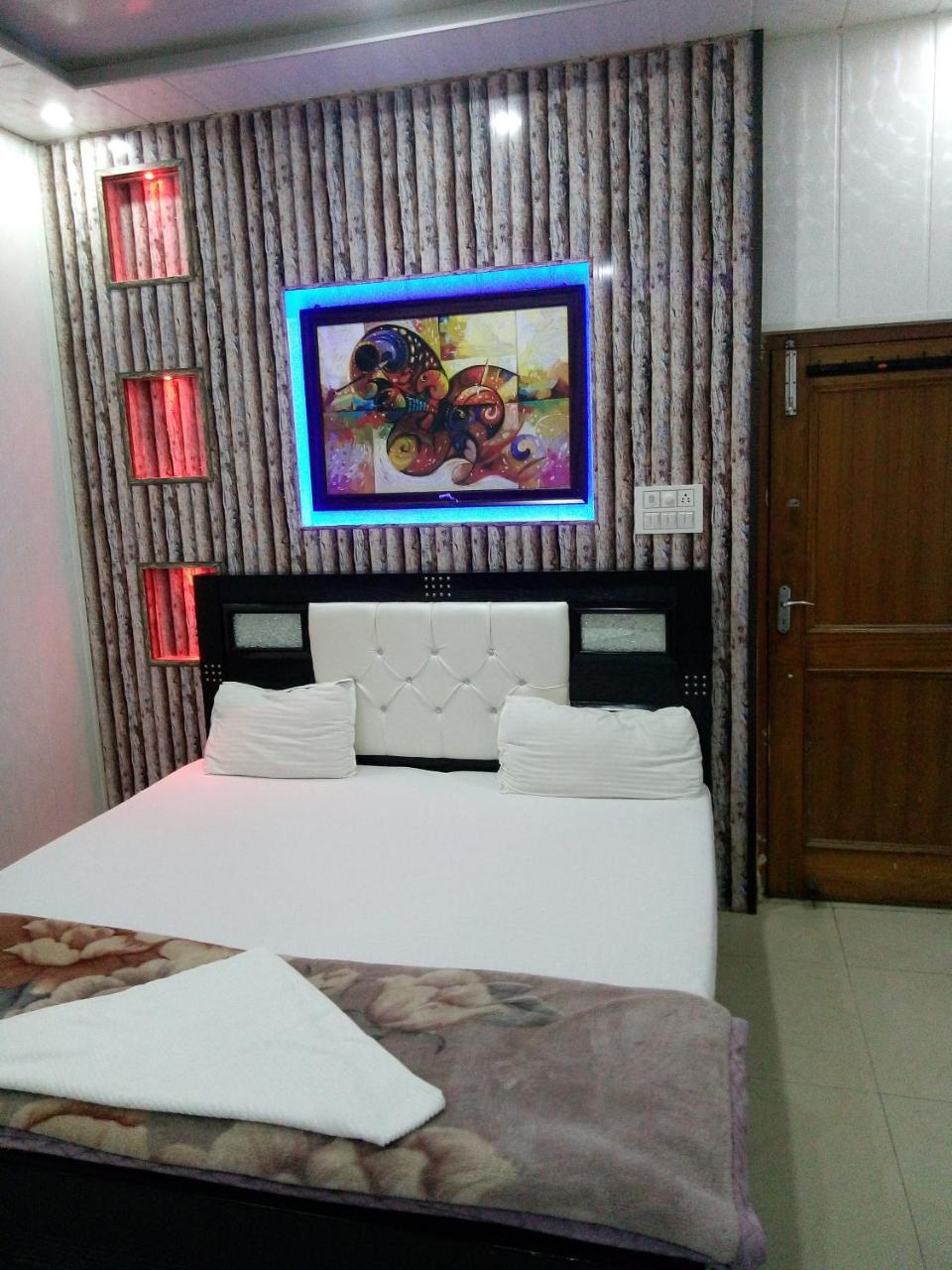 Hotel Sunrise Orai Exterior foto
