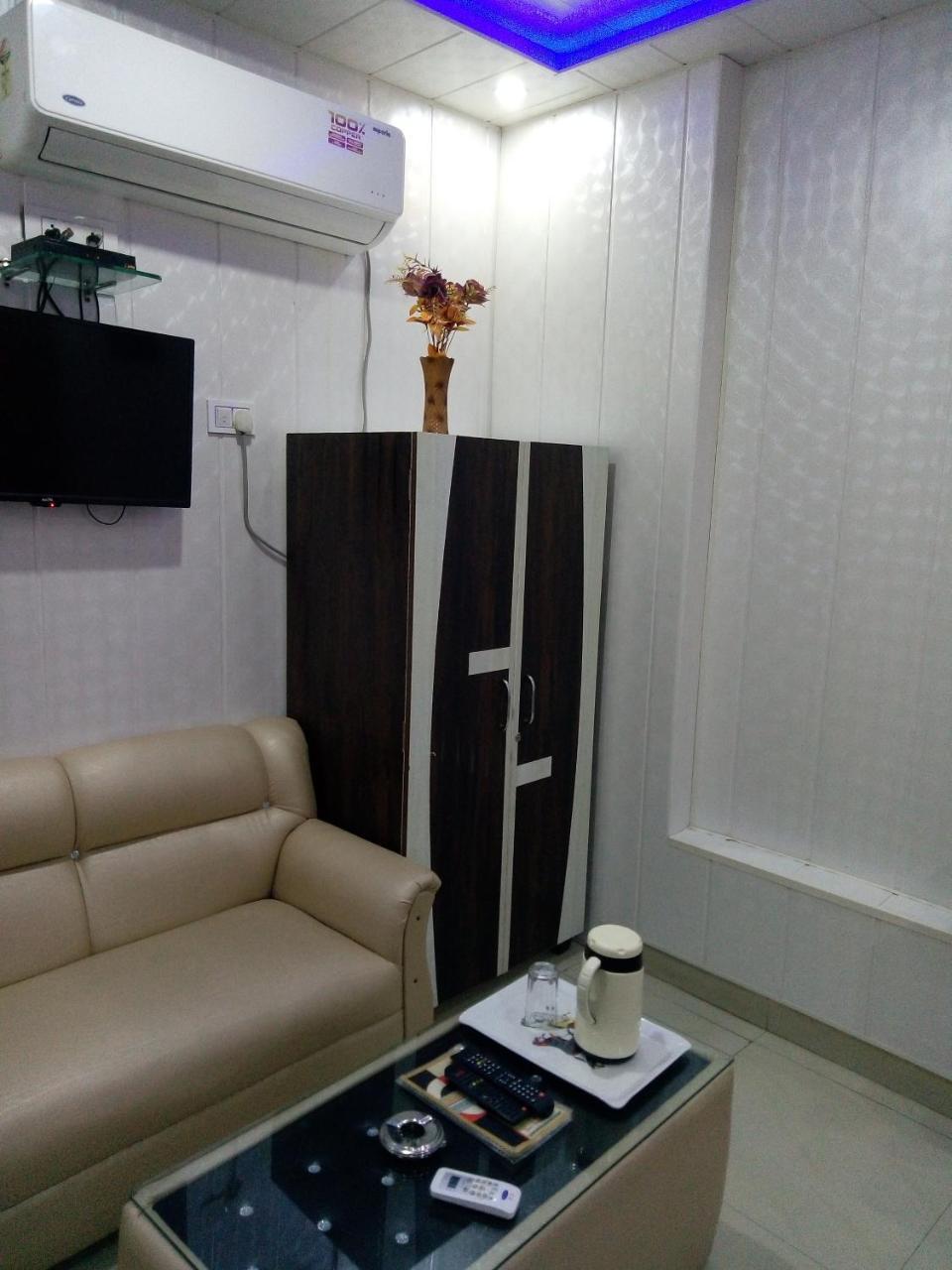 Hotel Sunrise Orai Exterior foto