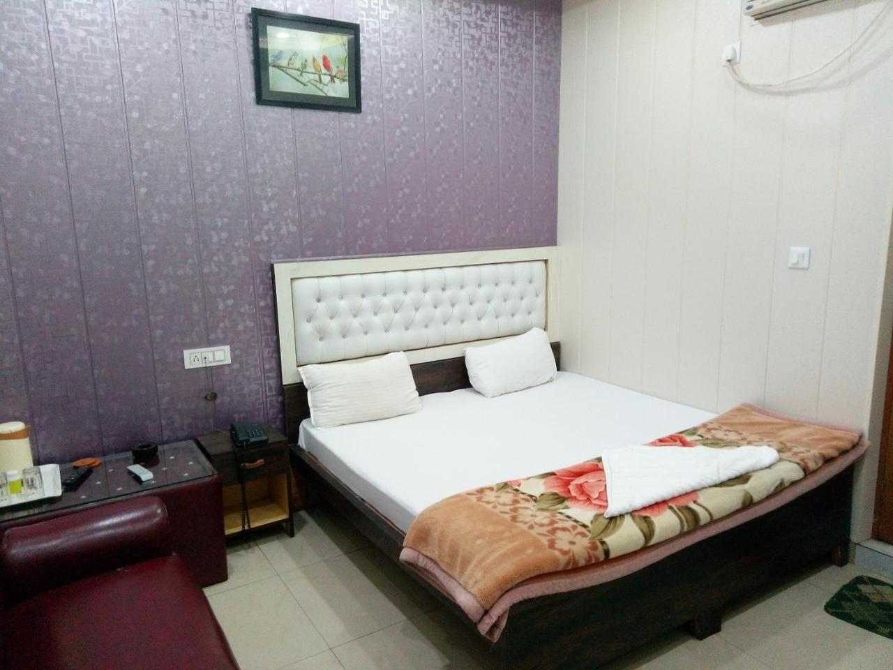 Hotel Sunrise Orai Exterior foto