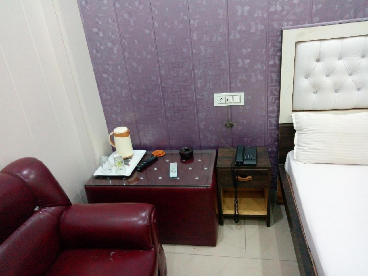 Hotel Sunrise Orai Exterior foto